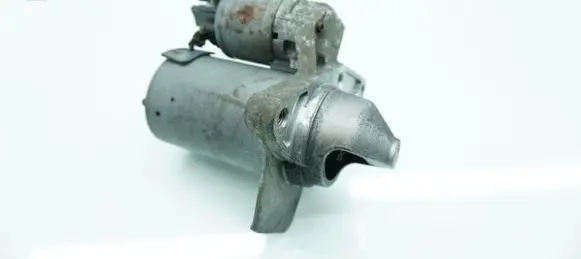 Renault Megane III Starter motor 233001007X