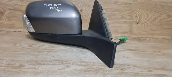Volvo XC70 Front door electric wing mirror
