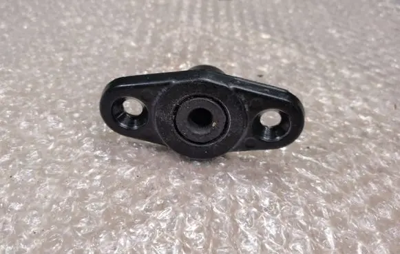 Man TGE 1gen Sliding door upper roller guide/hinge 7C0843637