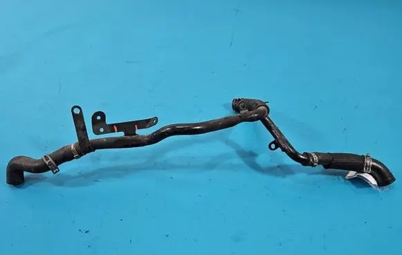 Audi Q7 4L Engine coolant pipe/hose 057103227R IMPRK1550195