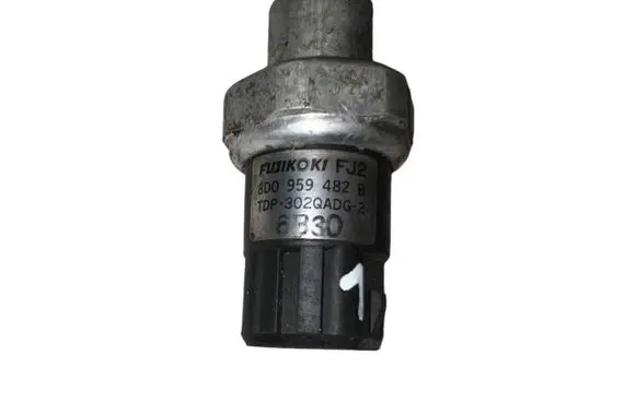 Skoda Superb B5 (3U) Air conditioning (A/C) pressure sensor 8D0959482B TDP302QADG2