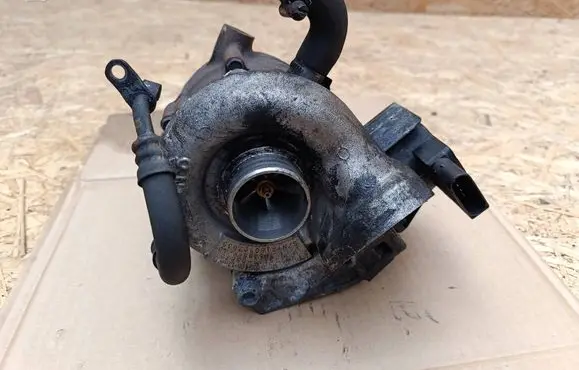 BMW 3 E90 E91 Turbo 7795498 4913505670 A150807035