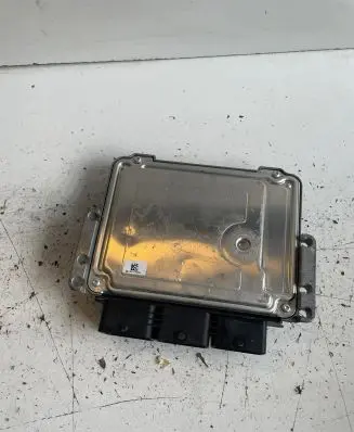 Citroen C4 II Engine control unit/module 0281030546 9807885980