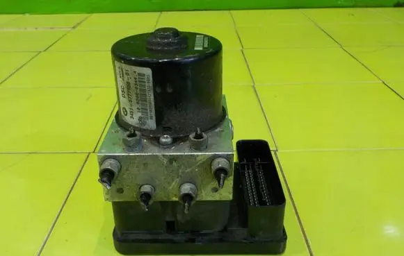 BMW 3 E90 E91 ABS Pump 6777158 NP244