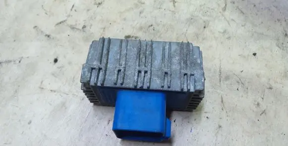 Opel Zafira A Coolant fan relay 55353011 51299014B