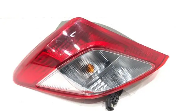 Toyota Yaris Rear/tail lights