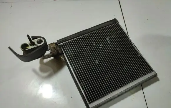 Honda CR-V A/C cooling radiator (condenser) 