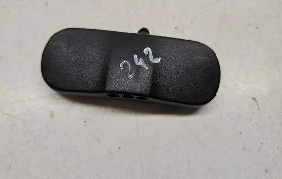 Windshield washer spray nozzle