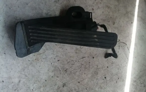 Audi A3 S3 A3 Sportback 8P Accelerator throttle pedal 1K2721503M 6PV00874500