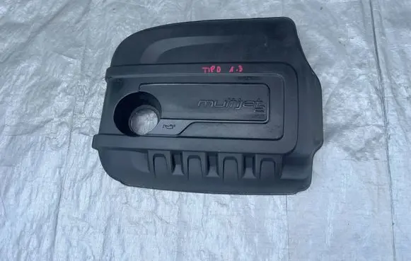 Fiat Tipo Engine cover (trim)
