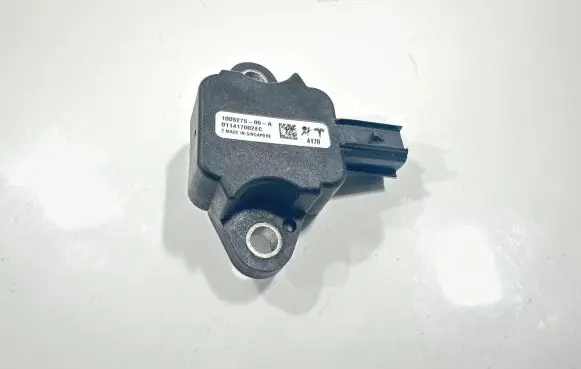 Tesla Model S Airbag deployment crash/impact sensor 100527500A