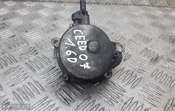 KIA Ceed Vacuum pump 288102a101