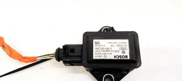 Volkswagen Phaeton ESP acceleration yaw rate sensor 8E0907637A 0265005245