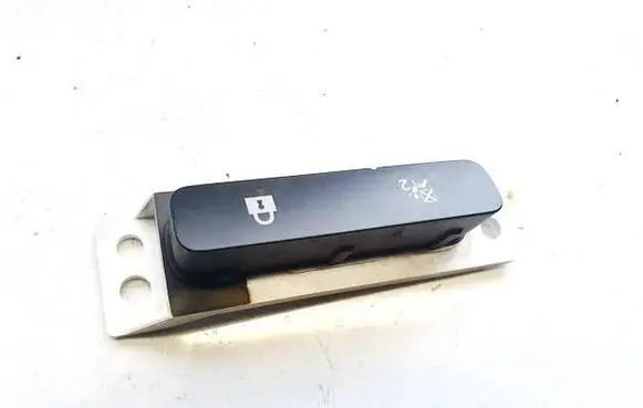 Nissan Leaf I (ZE0) Passenger airbag on/off switch 5812