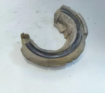 Volkswagen Golf VII Front coil spring rubber mount 5Q0412545D
