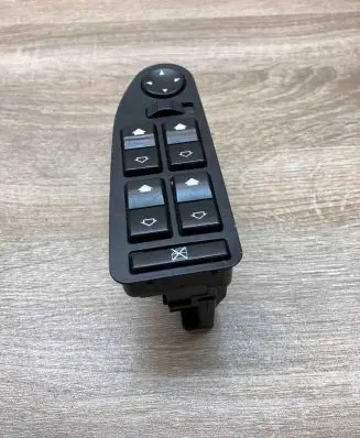 BMW 5 E39 Electric window control switch 8380646 339533