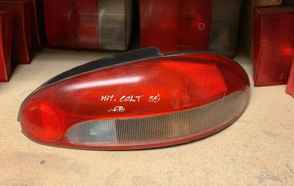 Mitsubishi Colt Rear/tail lights 0431568