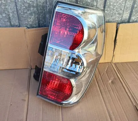 Suzuki Grand Vitara II Rear/tail lights 3560364J1R 8560364010