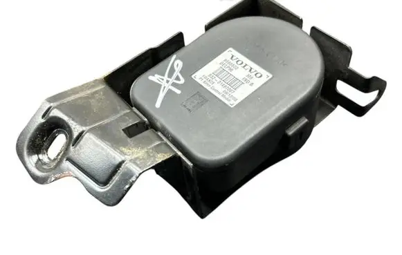 Volvo V50 Alarm system siren 8666502