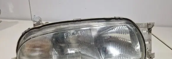 Ford Fiesta Headlight/headlamp 04HCR02A