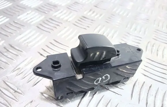 Mitsubishi Lancer VIII Electric window control switch 8608A066 C8DD609M
