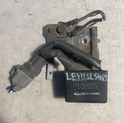 Lexus LS 460 - 600H Start/Stop control module 8651650010