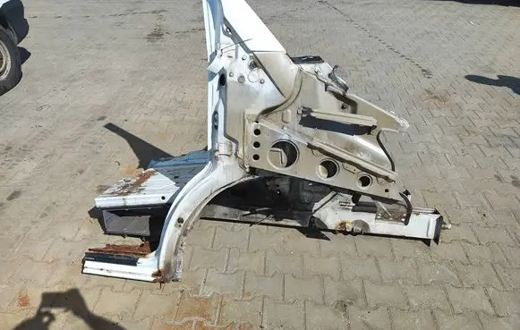 Mercedes-Benz Sprinter W906 Front quarter panel