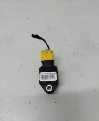 Mercedes-Benz A W169 Airbag deployment crash/impact sensor A1698202226 22627081017324