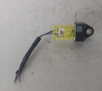 Lexus RX 450H Airbag deployment crash/impact sensor 8983128040