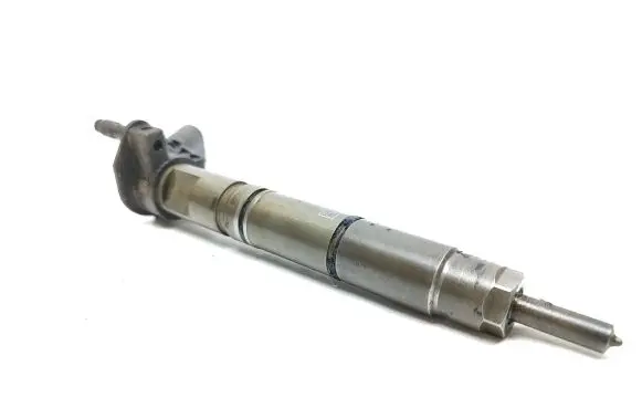 Mercedes-Benz E W212 Fuel injector A6420700587 060805 0445115027