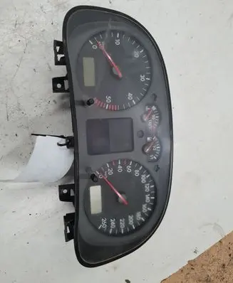 Volkswagen Golf IV Speedometer (instrument cluster) 1035100002