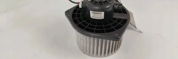 Suzuki Grand Vitara II Heater fan/blower CSA43ID237