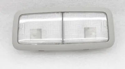 Toyota Avensis T270 Front seat light 8125005030B0
