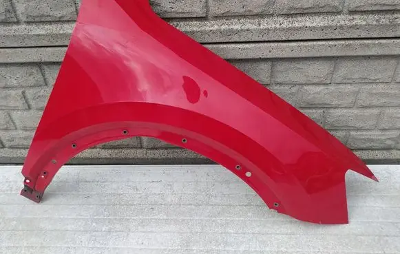 Audi Q2 - Fender 420821106C