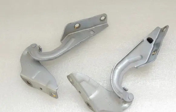 Mitsubishi Outlander Tailgate/trunk/boot hinge MN175241 MN175242