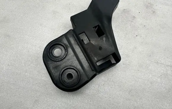 Audi RS3 Rear bumper mounting bracket 8V3807329B 8V3807329