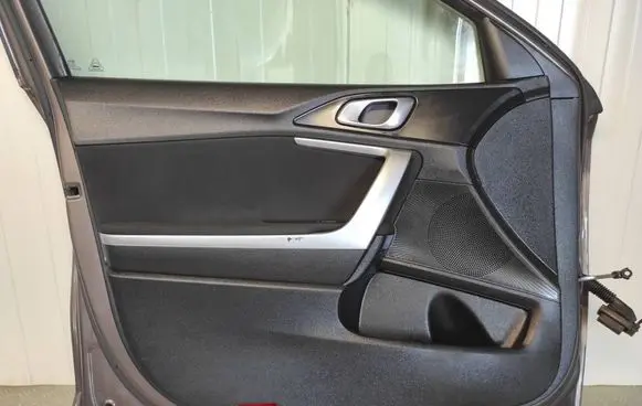 KIA Xceed Front door card panel trim BOCZEKLEWYPRZEDNI TWOJEAUTO882182990 KIAXCEED