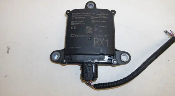 Lexus RX 450H Blind spot module 8816248032