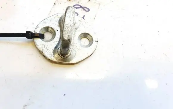 Mitsubishi Outlander Front door lock loop/hook striker 