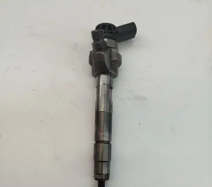 BMW 5 F10 F11 Fuel injector 781070202