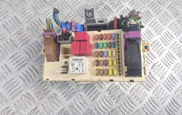 Fiat Bravo Fuse box set 51761160 NPL198C01 7D9CBF3CH