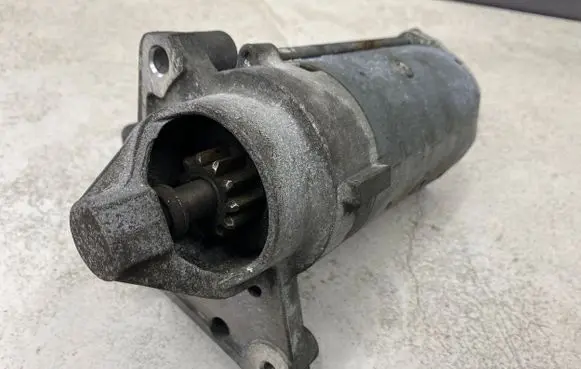 Citroen C4 Grand Picasso Starter motor 9662854180