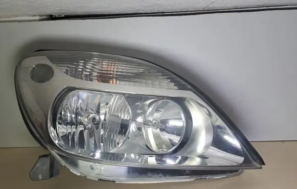 Renault Scenic I Headlight/headlamp 7700432097 7701047600 89002987