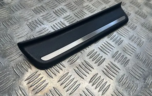KIA EV6 Rear sill trim cover 85887CV500