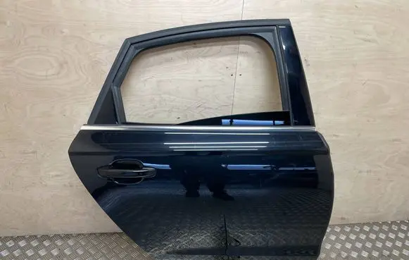 Rear door