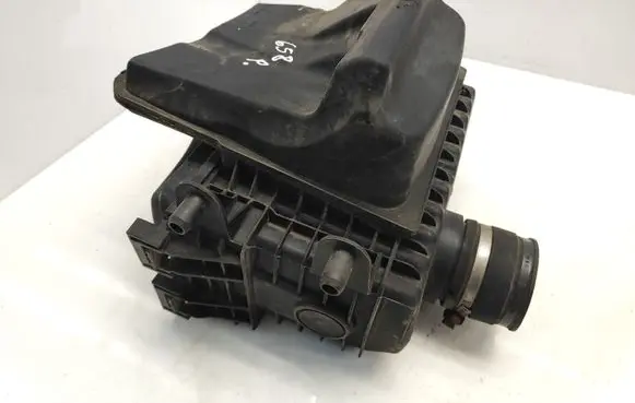 Alfa Romeo 147 Air filter box 46771036 C484