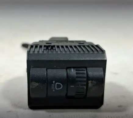 Volkswagen Polo Headlight level height control switch 6Q0941333B