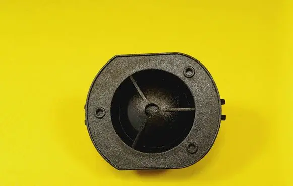 Front door high frequency speaker