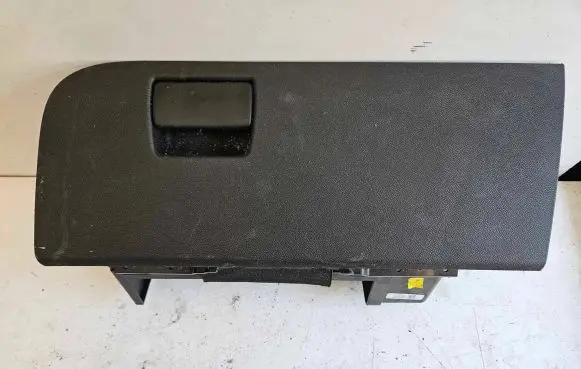 Chevrolet Volt I Glove box 22830709 809773364