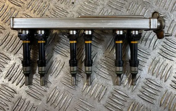 KIA Picanto Fuel injectors set 3535007000 3531008000